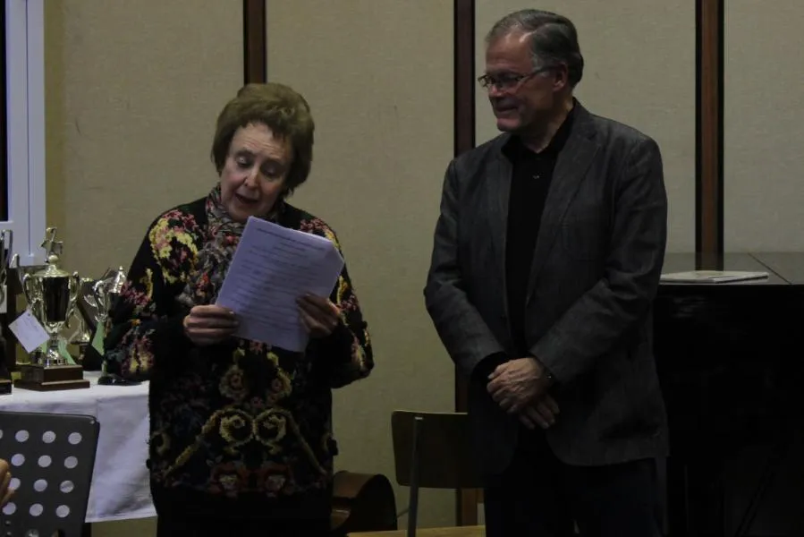 Festival piano moment